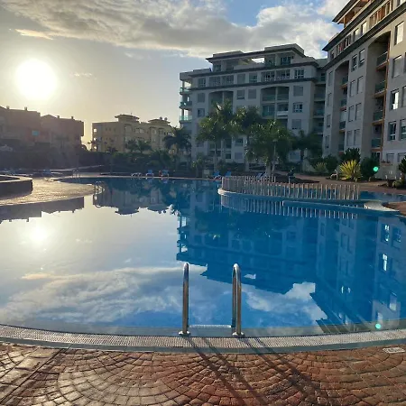 Appartement A31 Amazing 2 Bedroom With Terrace And Pool *